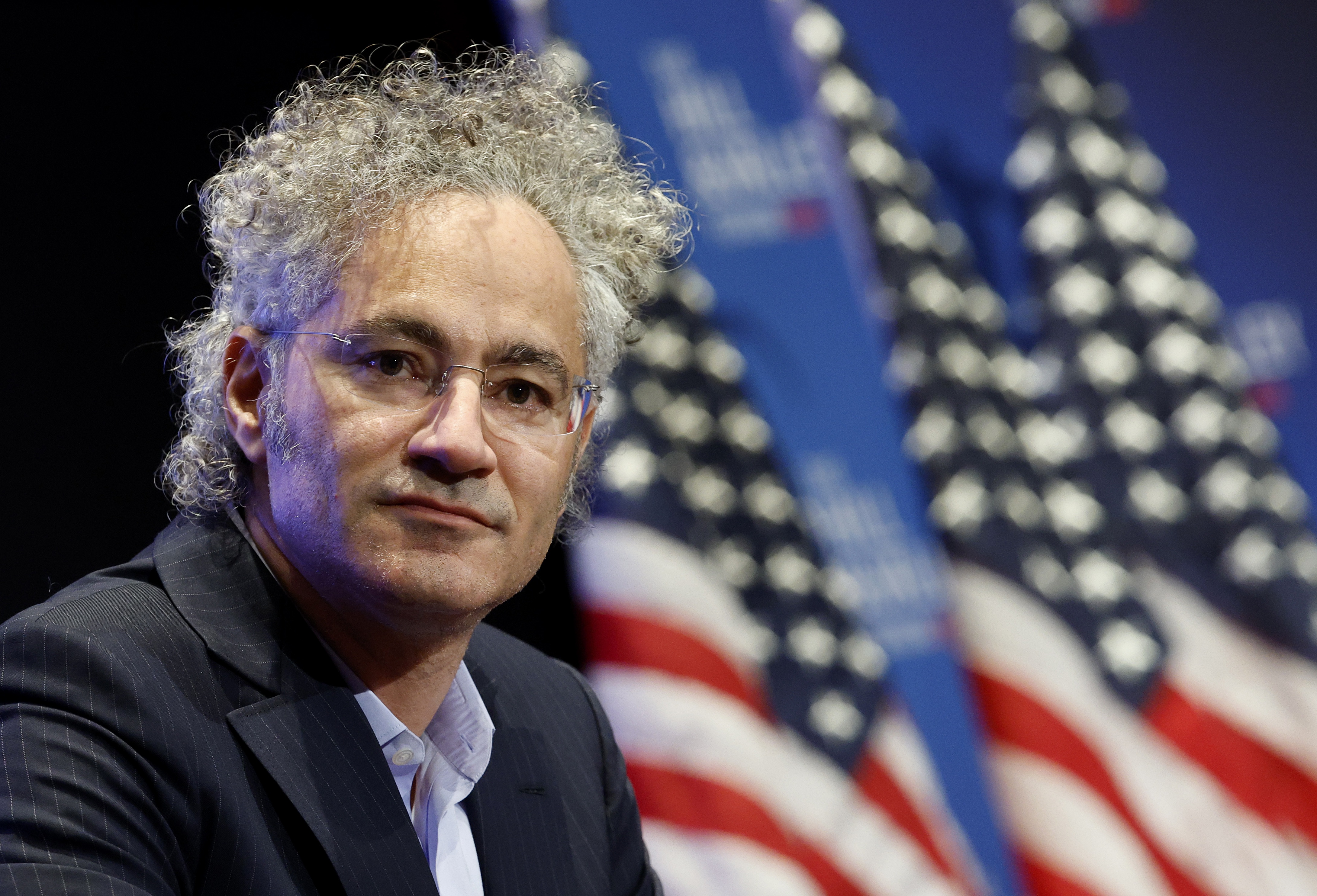 Palantir Technologies: The Data Intelligence Giant Reshaping Government and Enterprise Analytics